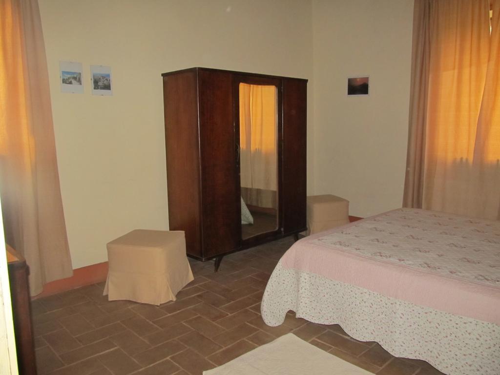Podere Campovecchio Rapale Δωμάτιο φωτογραφία